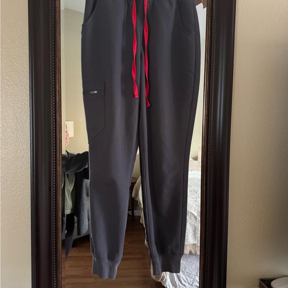 Figs high waisted Zamora charcoal small petite EUC